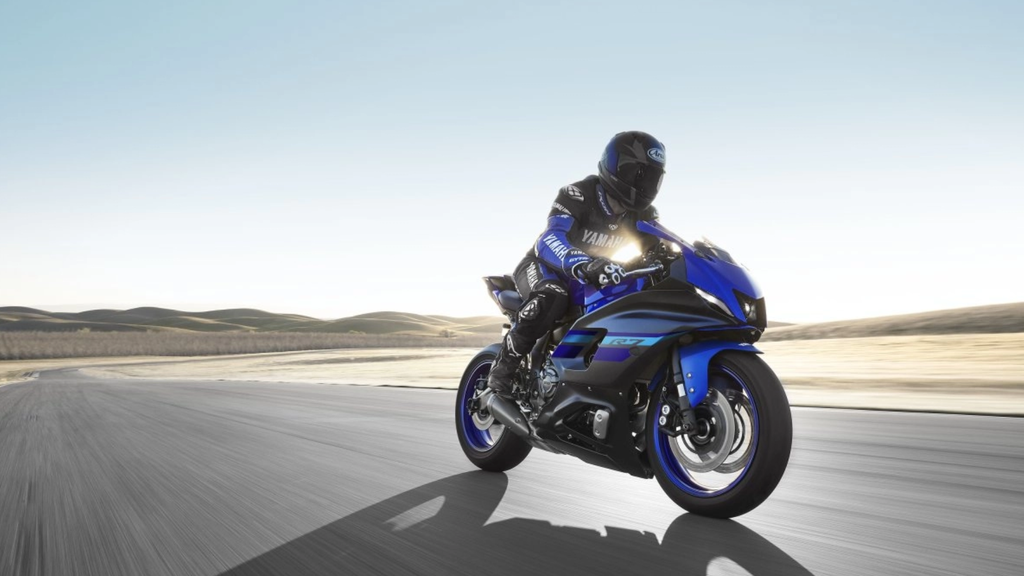 R7 con ABS