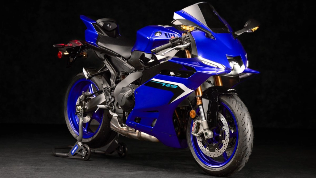 R9 con ABS