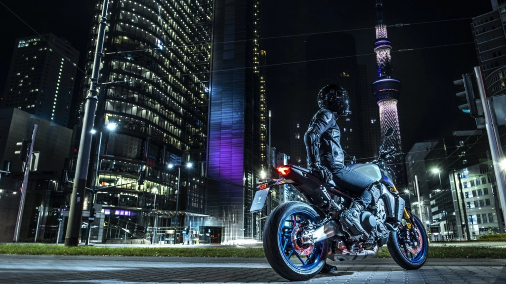 MT 09SP (Electronic Oiling Suspension System)
